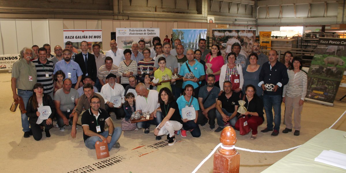 fot_-familia_-premiados-silleda-2017